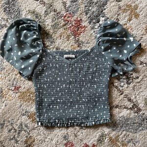 M Abercrombie & Fitch flutter sleeve blouse, dusty blue crop top